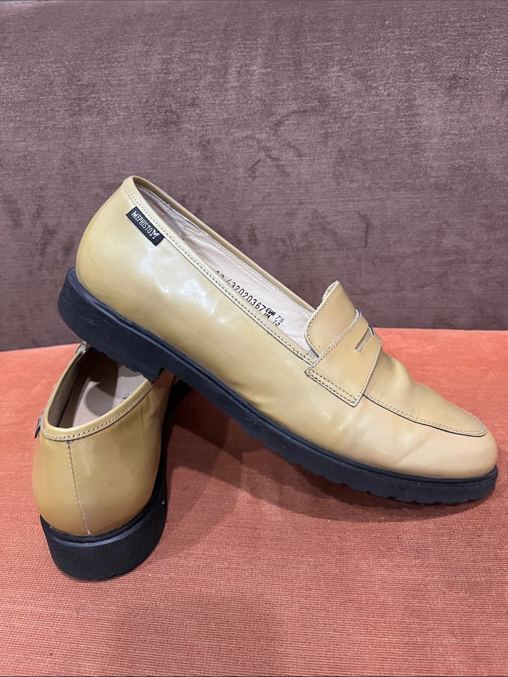 Mephisto Air Relax Patent Leather Slip on Flats size 10 US